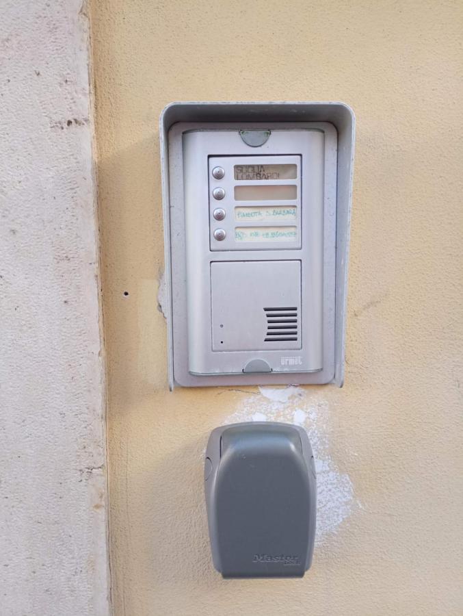 Appartement Piazzetta Santa Barbara à Bari Extérieur photo