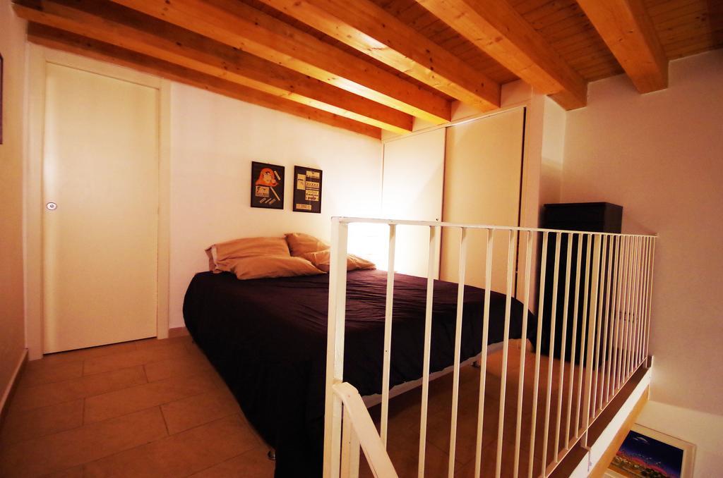 Appartement Piazzetta Santa Barbara à Bari Chambre photo