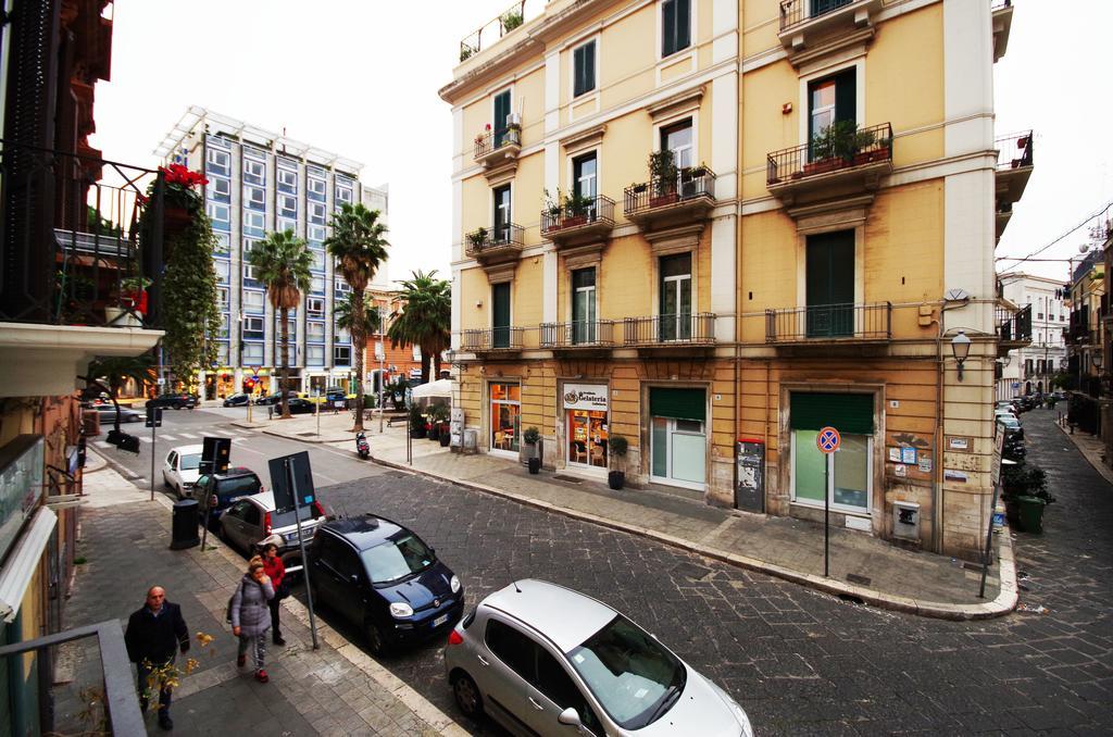 Appartement Piazzetta Santa Barbara à Bari Chambre photo