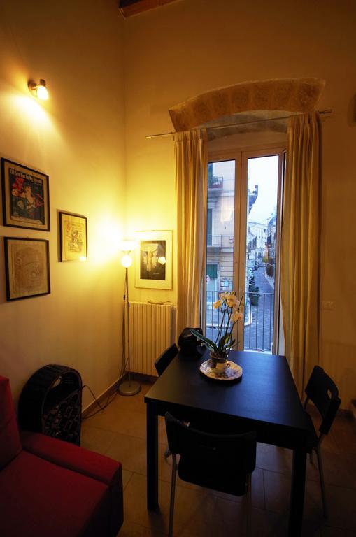 Appartement Piazzetta Santa Barbara à Bari Chambre photo
