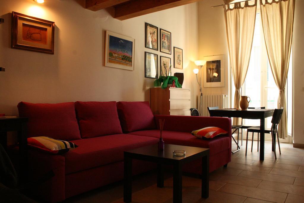 Appartement Piazzetta Santa Barbara à Bari Chambre photo